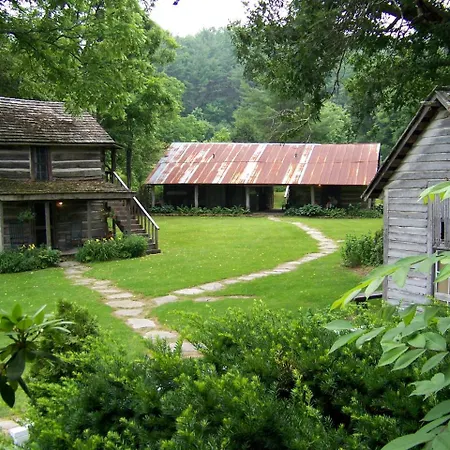 The Mast Farm Inn-3